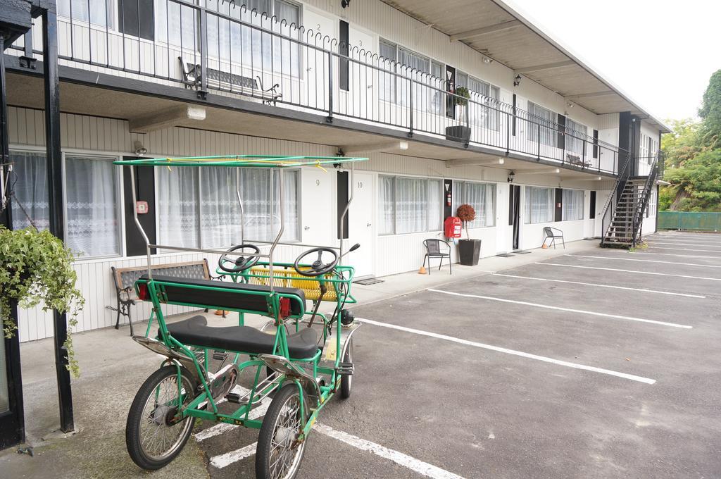 Forgotten World Motel Taumarunui Exterior photo